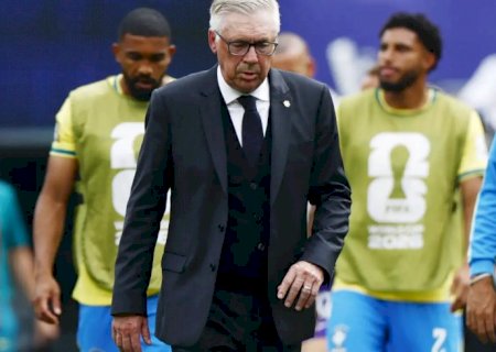 Ancelotti lamenta eliminação e já projeta novo ciclo: "Não é o fim"