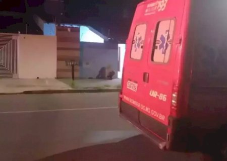 Criança de dois anos morre afogada em piscina