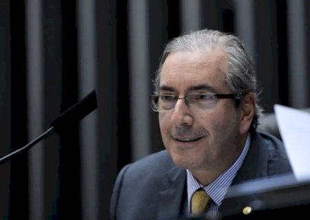 STF bloqueia R$ 6 milhões de Eduardo Cunha por indicação de emendas