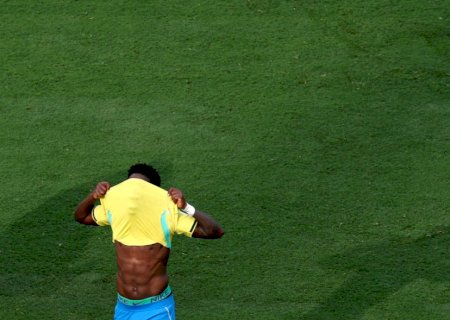 Vini Jr cita "frustração absurda" por eliminação do Brasil na Copa