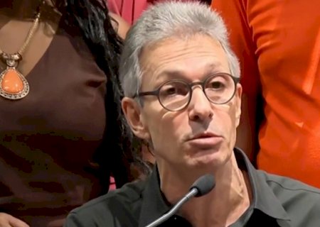 Zema critica PT, diz ver 'Brasil real' e quer prisão amazônica