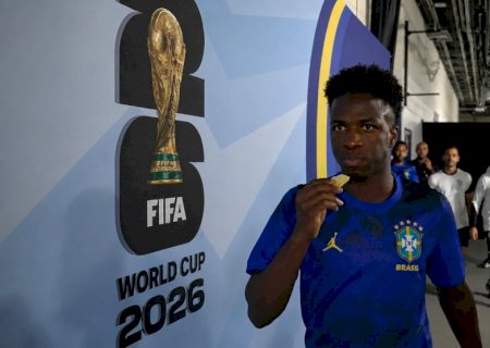 Entenda por que Vini Jr come abacaxi antes de entrar em campo pelo Brasil na Copa