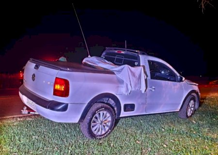Homem morre atropelado em rodovia junto com cachorro de estimação