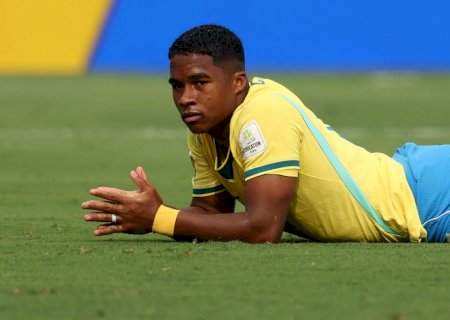 Veja as reações de Vini Jr, Ancelotti, Solbakken e Danilo no gol perdido por Endrick em Brasil x Noruega