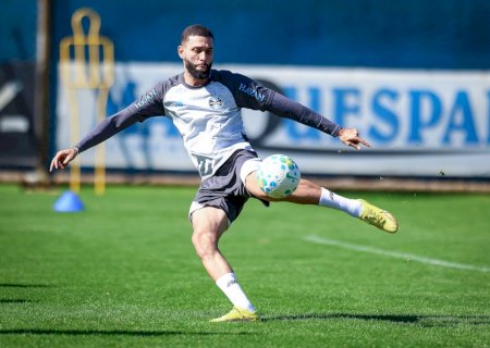 Alvo do Corinthians, zagueiro pode deixar o Grêmio ainda nesta janela de transferências