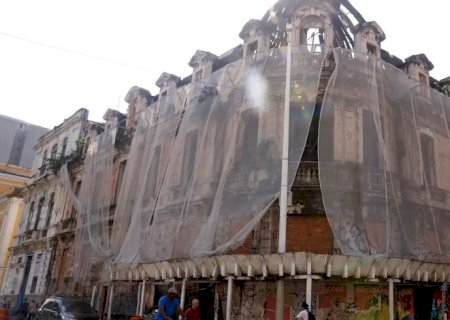 Palacete Imperial acumula denúncias de abandono no centro do Rio
