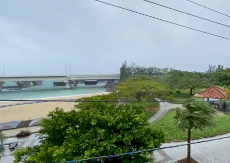 Tempestades causadas por tufão Dolphin atingem leste da China