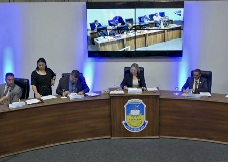 Câmara de Dourados é furtada; Poder Legislativo funciona dentro de um shopping