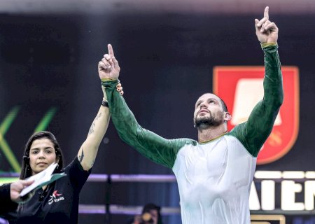 Spaten Fight Night 3: Felipe Preguiça vence Nicholas Meregali pela primeira vez