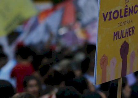 Violência contra a mulher: 7,5 mil agentes serão capacitados
