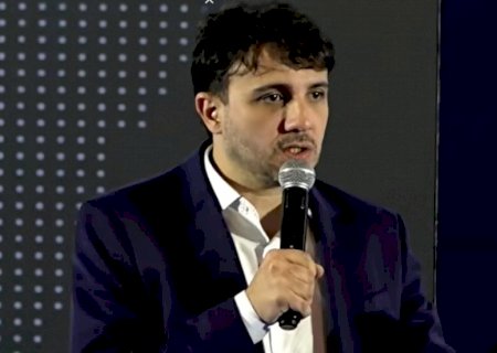 TSE suspende campanha de Renan Santos