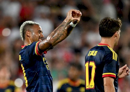 Arsenal bate Girona com gols de Gabriel Jesus e estreante