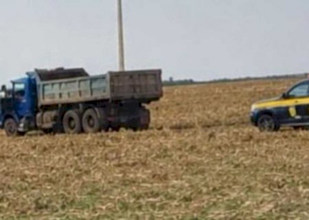 Motorista morre após caminhão sair da pista na BR-376 entre Fátima do Sul e Dourados