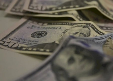 Brasil e EUA retomam negociação após tarifaços de 25% e 12,5%