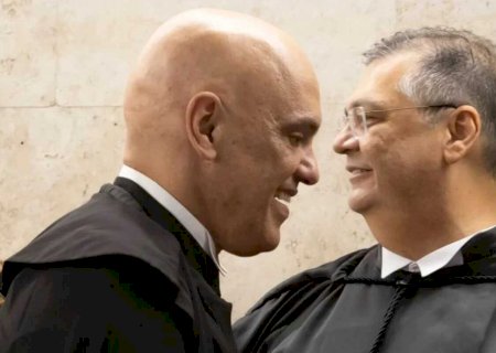 Dino e Moraes querem que diploma volte a ser obrigatório para jornalistas; quebraram sigilo