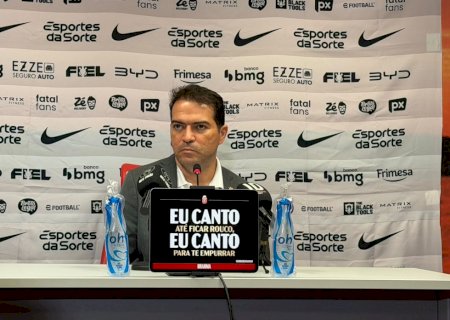 Marcelo Paz diz que jogadores do Corinthians foram intimidados por árbitro: "Causa estranheza"