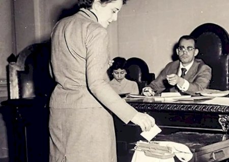 Conquista do voto feminino no Brasil resistiu à misoginia histórica