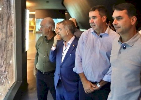 Flávio Bolsonaro não deve vir a Mato Grosso do Sul durante a campanha