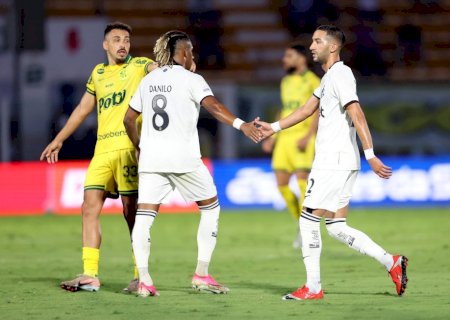 Ziyech avalia estreia pelo Botafogo e projeta evolução pessoal: "Quero ajudar mais o time"