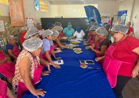 Casca de banana vira brigadeiro e ensina receita sem desperd&iacute;cio