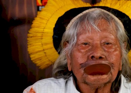 Cacique Raoni, de 94 anos, recebe cuidados paliativos em Mato Grosso