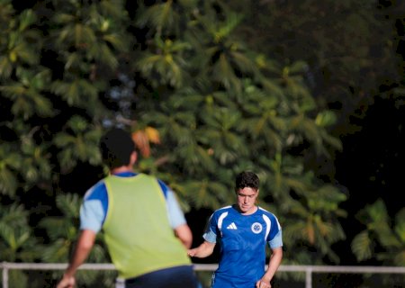 Contratado a pedido de Leonardo Jardim, sérvio acerta rescisão com Cruzeiro