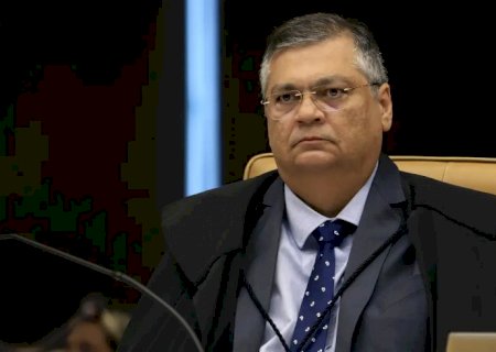 Dino cobra explicação sobre elo entre Master e instituto de Mendonça