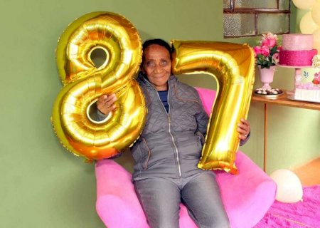 Aos 87 anos, pioneira de Fátima do Sul celebra vida cercada por gerações e fé inabalável
