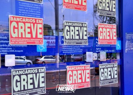 Bancários rejeitam proposta da Caixa e mantêm greve nacional