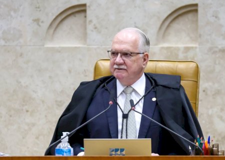 Fachin tira Moraes da relatoria do inquérito das Fake News e assume caso  |