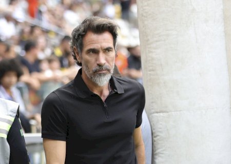 Domínguez comenta provocações de Neymar e repete aviso ao Santos: "Nos deixaram com vida"