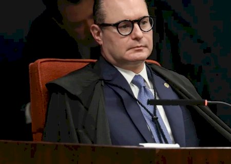 Dallagnol divulga sigilo fiscal de Zanin, que pede responsabilização