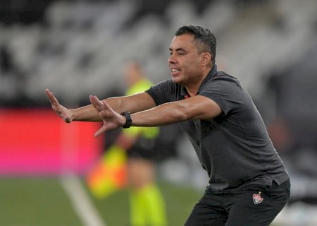 Jair Ventura deixa futuro no Vitória em aberto depois de eliminação: "Depende do Fábio"
