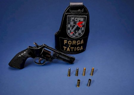 Policia Militar de Caarapó prende homem armado após disparos contra residência de ex-companheira