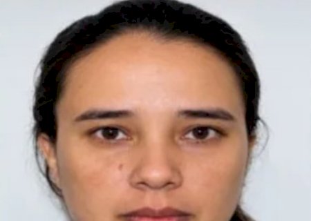 Acusada de mandar m@tar o pai &eacute; presa ap&oacute;s novo ataque a funer&aacute;ria
