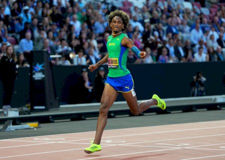 Alison dos Santos é campeão do Mundial de Atletismo Ultimate e mantém invencibilidade na temporada