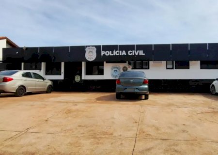 Itaporã: câmeras de segurança flagram furto em residência; vizinho é o principal suspeito