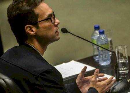 Justiça intima Jairinho a justificar apelação por morte de Henry Borel
