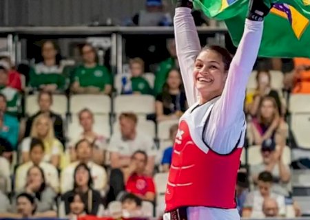 Maria Clara Pacheco é ouro em 3ª etapa do Grand Prix de taekwondo