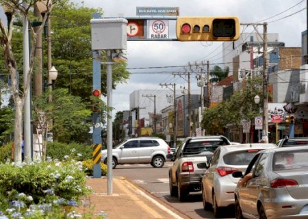 Licenciamento de veículos com placa final 0 vence sexta-feira em MS