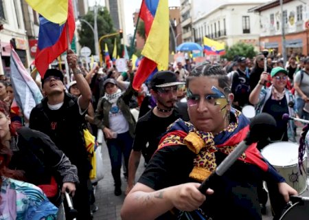 Colômbia vive protestos contra o governo de La Espriella