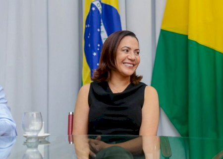 Nascida em MS, Mailza Assis disputa governo do Acre neste domingo