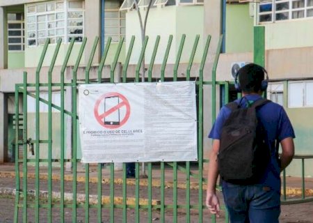 No Dia do Professor, voc&ecirc; incentivaria seu filho a seguir essa carreira?