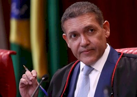 Kassio atende Flávio e suspende propaganda do PT que cita caso Master