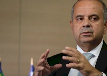Coordenador de campanha se diz surpreso com fuga de Flávio